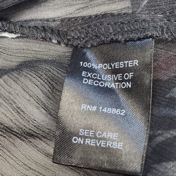 Torrid Floral Fringe Trim Short Sleeve Kimono size 00/0 or M/L - Picture 8 of 11